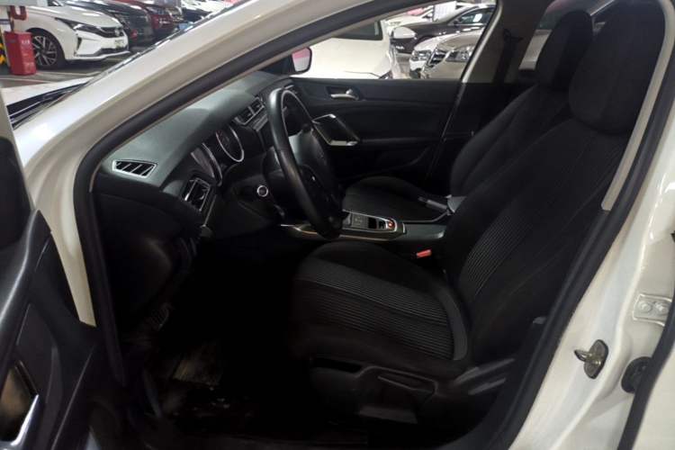 Used Peugeot 408 2016 1.6T Automatic Luxury Edition Left Front Seat