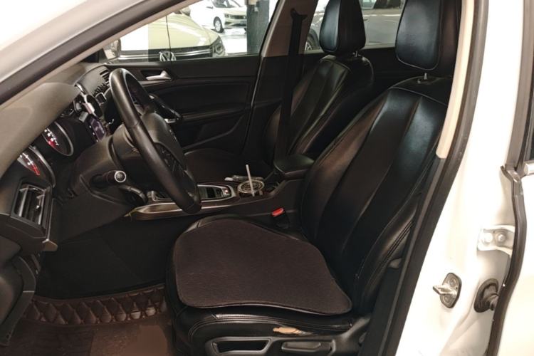 Used Peugeot 408 2016 1.6T Automatic Luxury Edition Left Front Seat