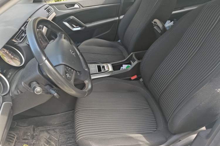 Used Peugeot 408 2016 1.6T Automatic Luxury Edition Left Front Seat