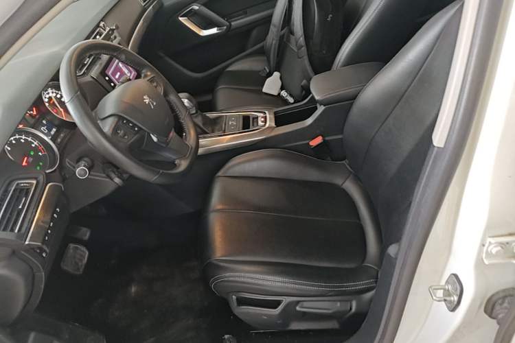 Used Peugeot 408 2016 1.6T Automatic Luxury Edition Left Front Seat