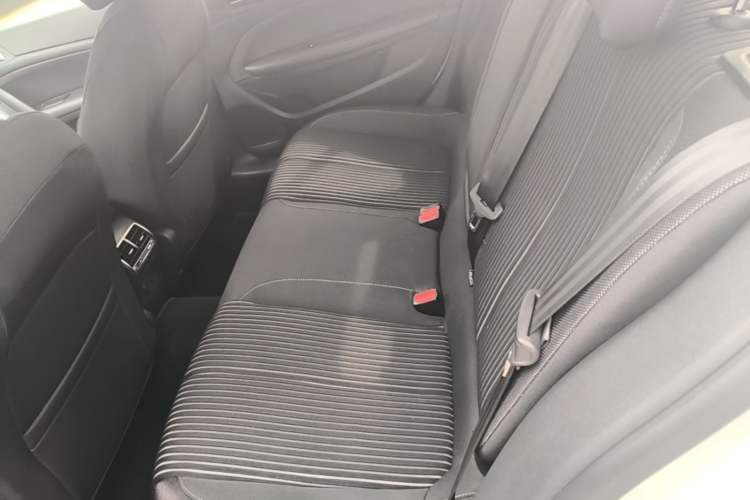 Used Peugeot 408 2016 1.6T Automatic Luxury Edition Left Rear Seat