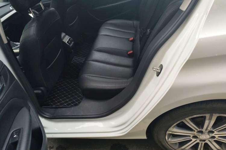 Used Peugeot 408 2016 1.6T Automatic Luxury Edition Left Rear Seat