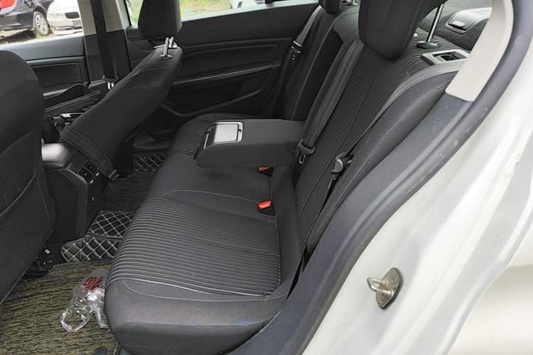 Used Peugeot 408 2016 1.6T Automatic Luxury Edition Left Rear Seat