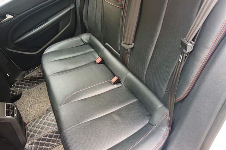 Used Peugeot 408 2016 1.6T Automatic Luxury Edition Left Rear Seat