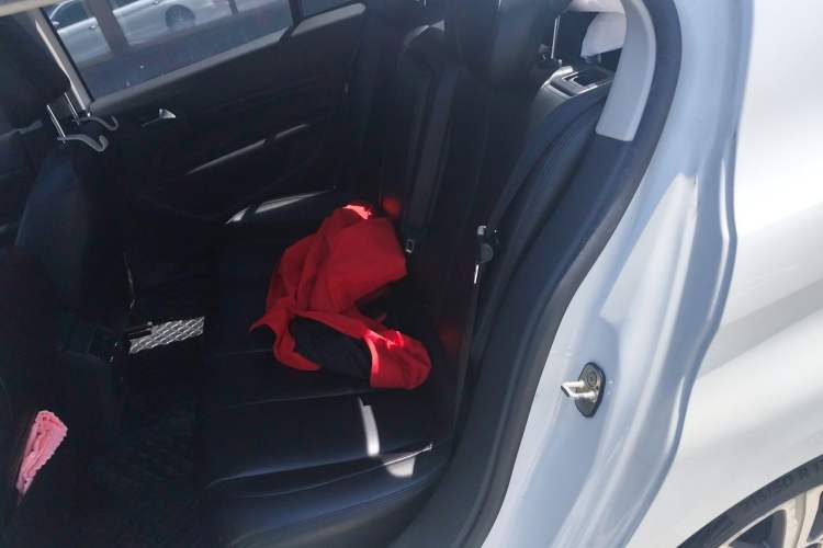 Used Peugeot 408 2016 1.6T Automatic Luxury Edition Left Rear Seat