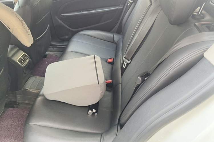 Used Peugeot 408 2016 1.6T Automatic Luxury Edition Left Rear Seat