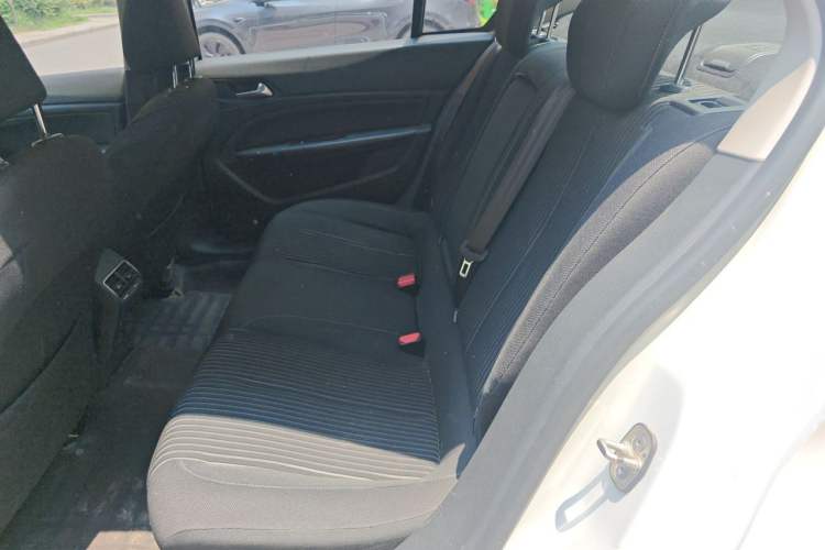 Used Peugeot 408 2016 1.6T Automatic Luxury Edition Left Rear Seat