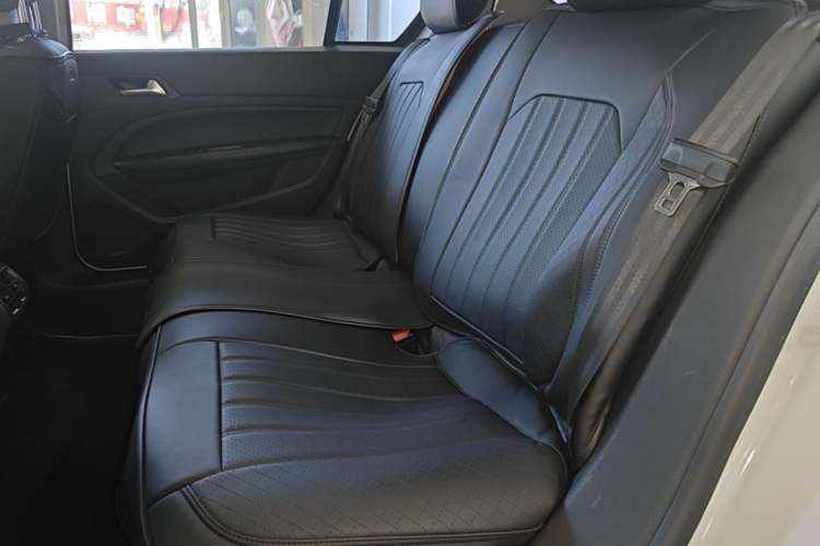 Used Peugeot 408 2016 1.6T Automatic Luxury Edition Left Rear Seat