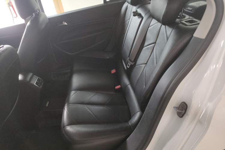 Used Peugeot 408 2016 1.6T Automatic Luxury Edition Left Rear Seat