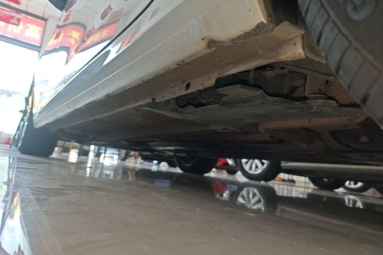 Used Peugeot 408 2016 1.6T Automatic Luxury Edition Left Side Sill