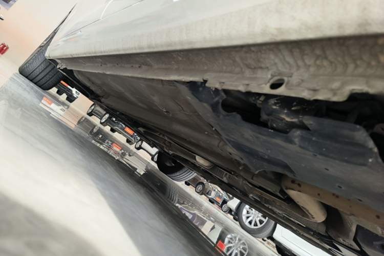 Used Peugeot 408 2016 1.6T Automatic Luxury Edition Left Side Sill