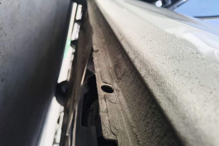 Used Peugeot 408 2016 1.6T Automatic Luxury Edition Left Side Sill