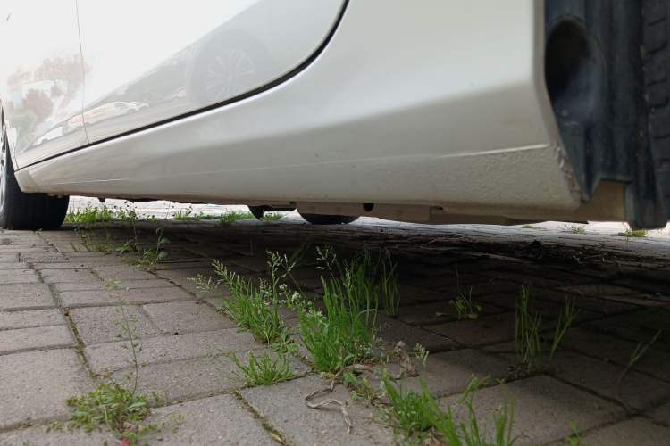 Used Peugeot 408 2016 1.6T Automatic Luxury Edition Left Side Sill