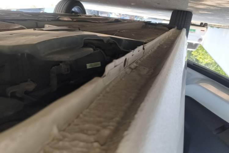 Used Peugeot 408 2016 1.6T Automatic Luxury Edition Left Side Sill