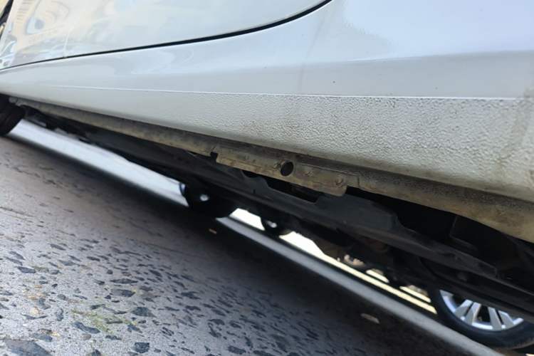 Used Peugeot 408 2016 1.6T Automatic Luxury Edition Left Side Sill