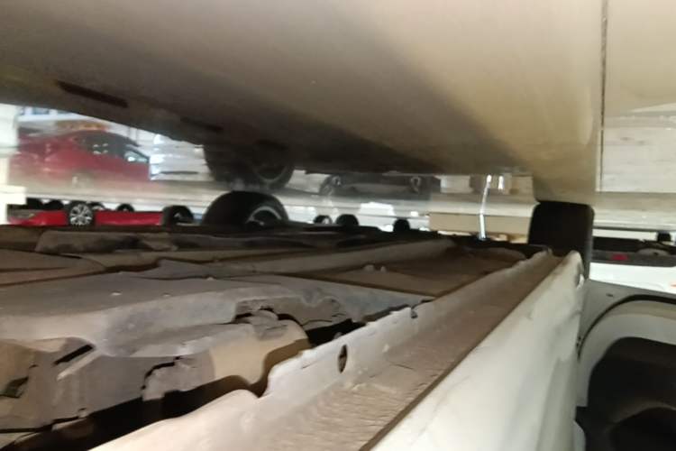 Used Peugeot 408 2016 1.6T Automatic Luxury Edition Left Side Sill