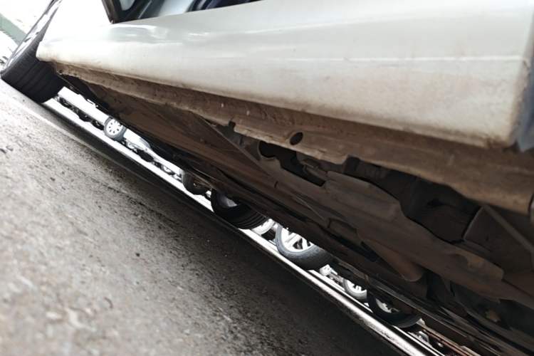 Used Peugeot 408 2016 1.6T Automatic Luxury Edition Left Side Sill