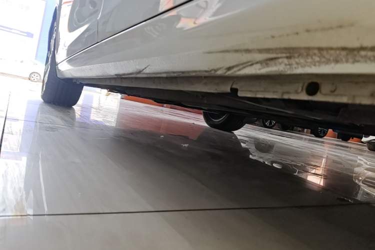 Used Peugeot 408 2016 1.6T Automatic Luxury Edition Left Side Sill