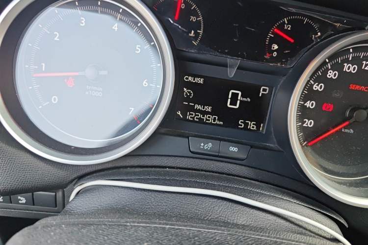 Used Peugeot 408 2016 1.6T Automatic Luxury Edition Odometer Close Up