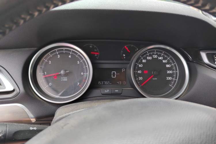 Used Peugeot 408 2016 1.6T Automatic Luxury Edition Odometer Close Up