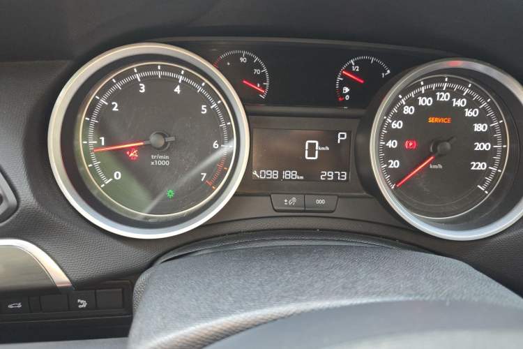 Used Peugeot 408 2016 1.6T Automatic Luxury Edition Odometer Close Up