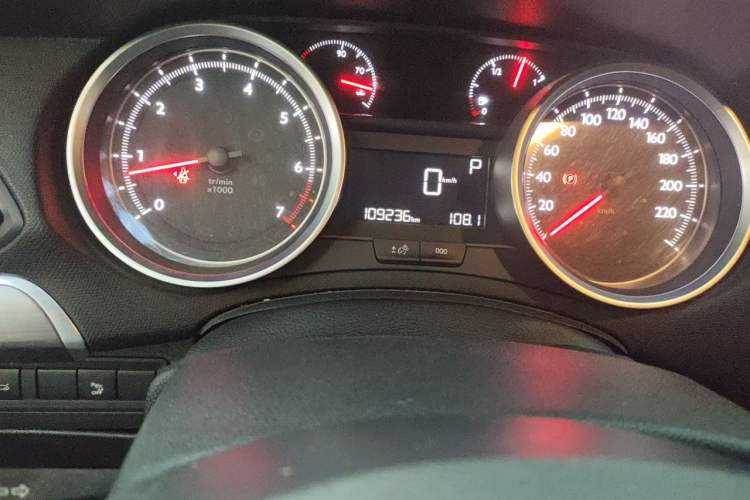 Used Peugeot 408 2016 1.6T Automatic Luxury Edition Odometer Close Up