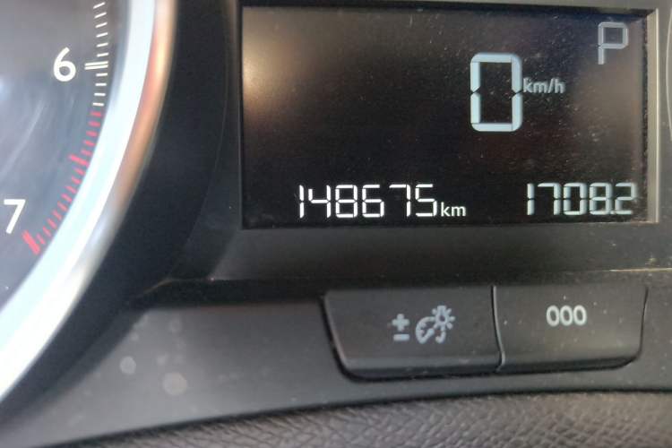 Used Peugeot 408 2016 1.6T Automatic Luxury Edition Odometer Close Up
