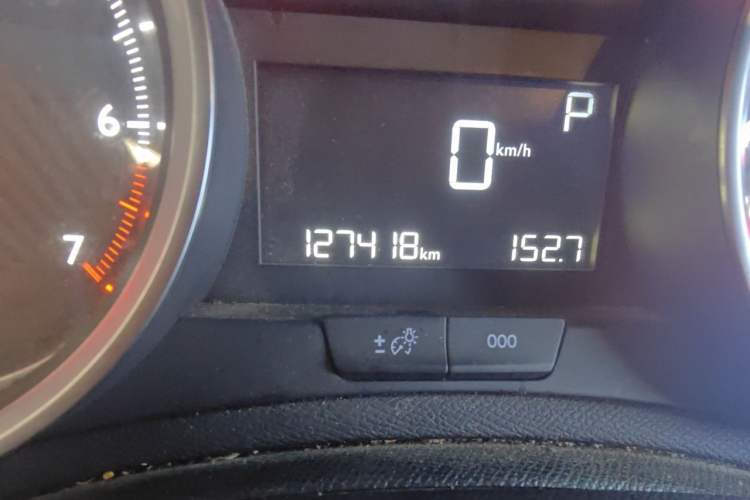 Used Peugeot 408 2016 1.6T Automatic Luxury Edition Odometer Close Up