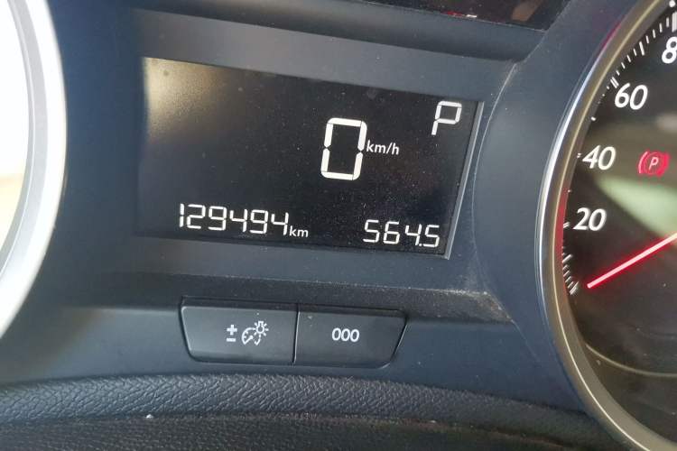 Used Peugeot 408 2016 1.6T Automatic Luxury Edition Odometer Close Up