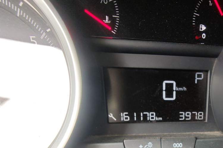 Used Peugeot 408 2016 1.6T Automatic Luxury Edition Odometer Close Up