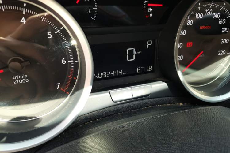 Used Peugeot 408 2016 1.6T Automatic Luxury Edition Odometer Close Up