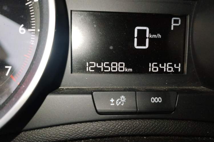 Used Peugeot 408 2016 1.6T Automatic Luxury Edition Odometer Close Up