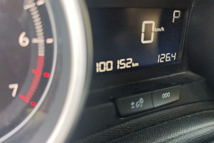 Used Peugeot 408 2016 1.6T Automatic Luxury Edition Odometer Close Up