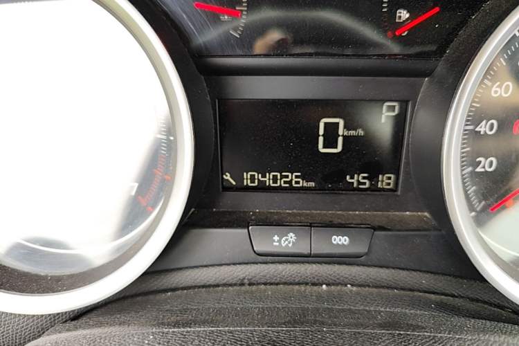 Used Peugeot 408 2016 1.6T Automatic Luxury Edition Odometer Close Up