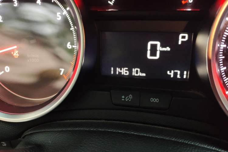 Used Peugeot 408 2016 1.6T Automatic Luxury Edition Odometer Close Up
