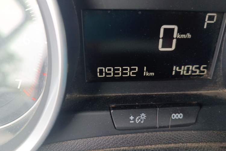Used Peugeot 408 2016 1.6T Automatic Luxury Edition Odometer Close Up