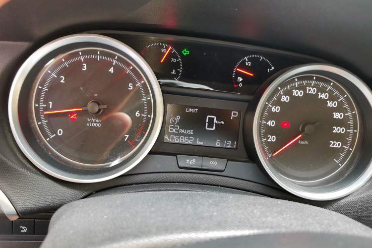 Used Peugeot 408 2016 1.6T Automatic Luxury Edition Odometer Close Up