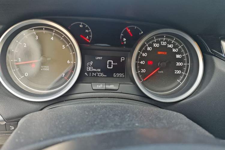 Used Peugeot 408 2016 1.6T Automatic Luxury Edition Odometer Close Up