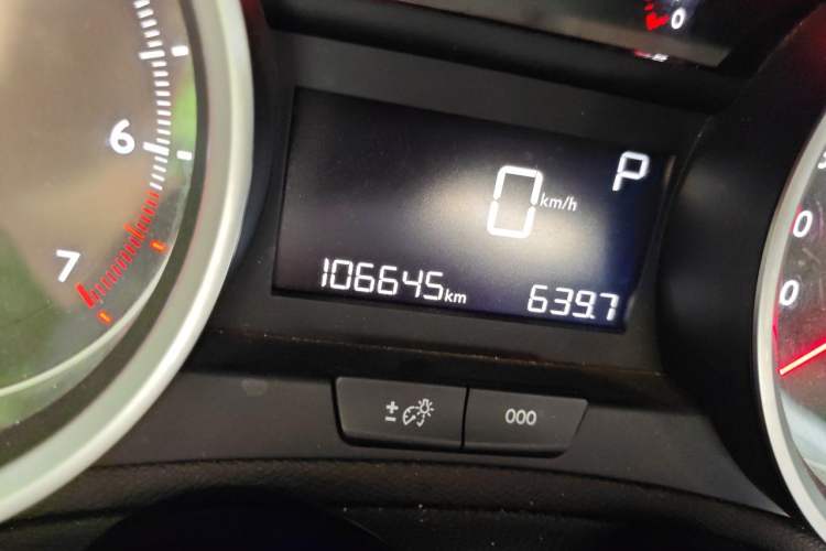 Used Peugeot 408 2016 1.6T Automatic Luxury Edition Odometer Close Up