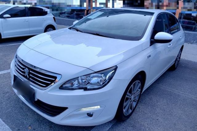 Peugeot 408 2016 1.6T Automatic Luxury Edition с пробегом