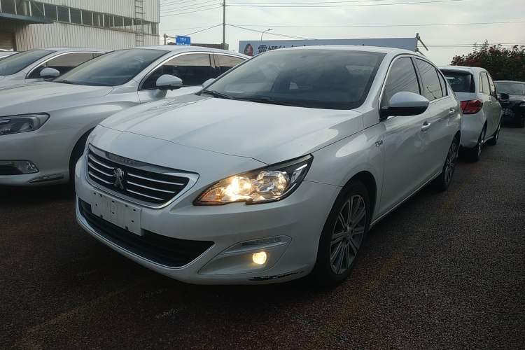 Used Peugeot 408 2016 1.6T Automatic Luxury Edition Guazi used car, China used car export, Used car for sale, Used cars, Cheapest cars for sale