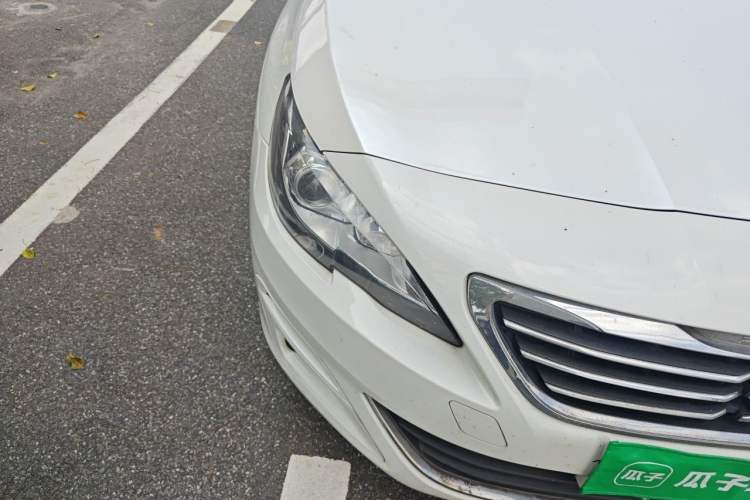 Used Peugeot 408 2016 1.6T Automatic Luxury Edition Right Front Headlight
