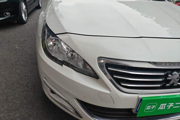 Used Peugeot 408 2016 1.6T Automatic Luxury Edition Right Front Headlight