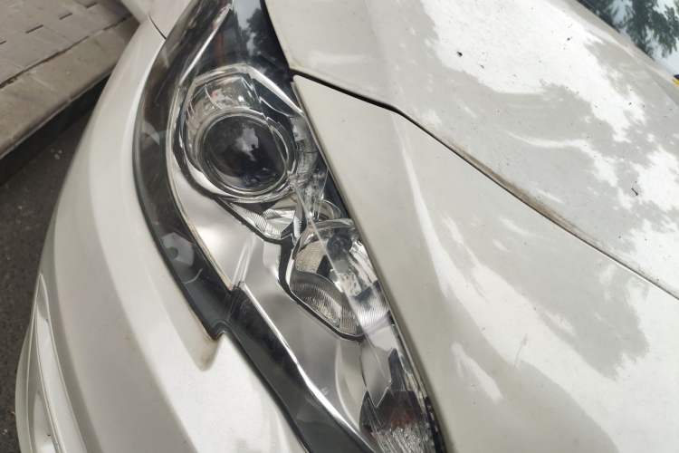 Used Peugeot 408 2016 1.6T Automatic Luxury Edition Right Front Headlight