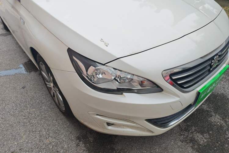 Used Peugeot 408 2016 1.6T Automatic Luxury Edition Right Front Headlight