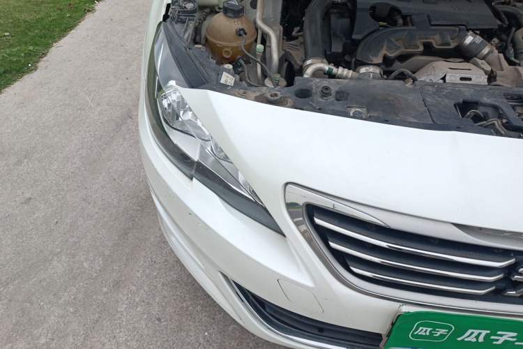 Used Peugeot 408 2016 1.6T Automatic Luxury Edition Right Front Headlight