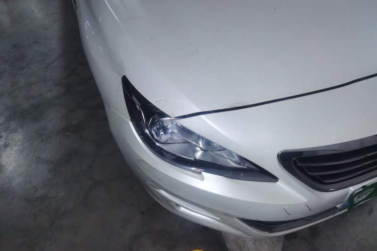Used Peugeot 408 2016 1.6T Automatic Luxury Edition Right Front Headlight