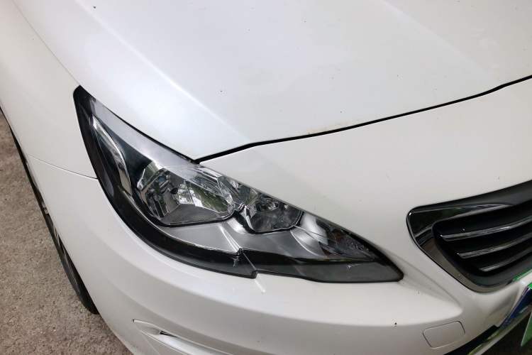 Used Peugeot 408 2016 1.6T Automatic Luxury Edition Right Front Headlight