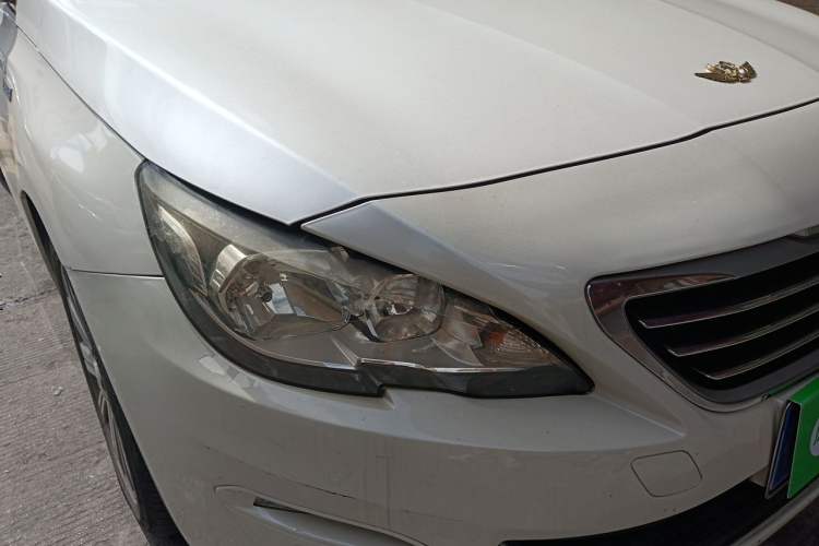 Used Peugeot 408 2016 1.6T Automatic Luxury Edition Right Front Headlight