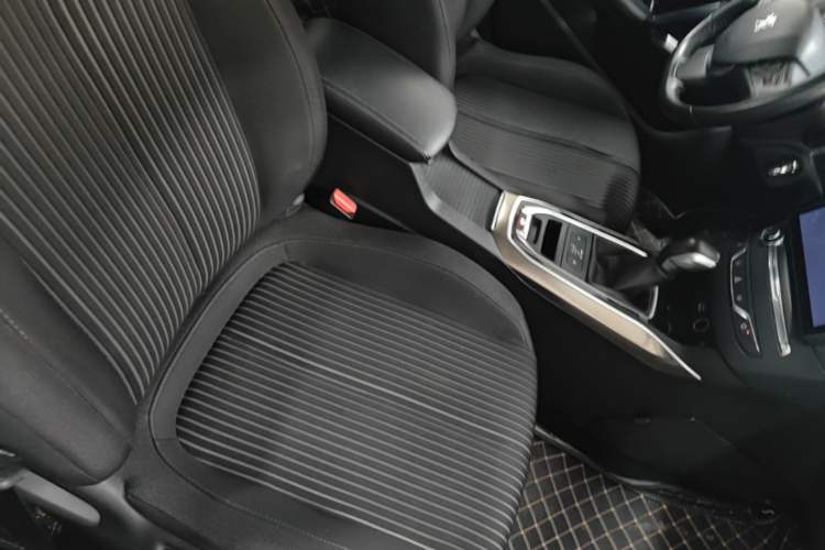 Used Peugeot 408 2016 1.6T Automatic Luxury Edition Right Front Seat